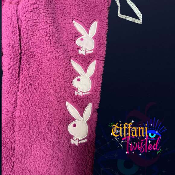 Playboy Pink Sherpa Jogger Sweatpants Bunny Logo Size M NWOT - Picture 4 of 5
